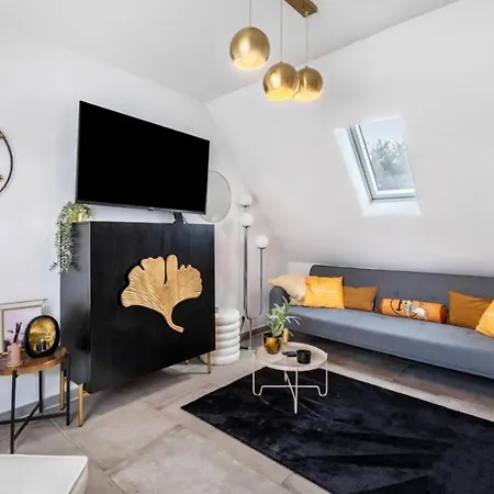 Moderne Schicke Dachgeschosswohnung 15 Min Bis Duesseldorf