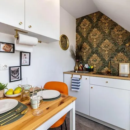 Moderne Schicke Dachgeschosswohnung 15 Min Bis Duesseldorf * Duisburgo